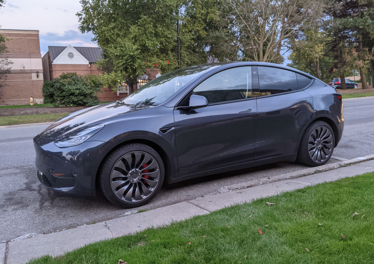 Tesla y aftermarket parts deals